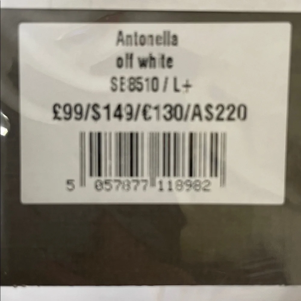 House of CB Cream Lace-Appliqué Lace-Up Corset Cami - Picture 8 of 9